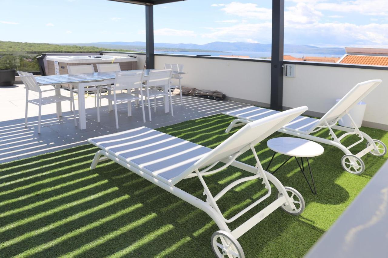 Apartments Terra Sun With Private Pool Or Jacuzzi 니바이스 외부 사진